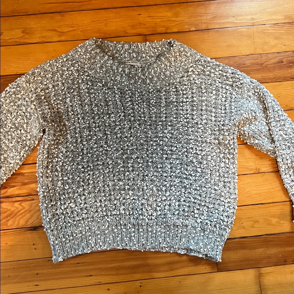Nomad Textured Gray Knitwear